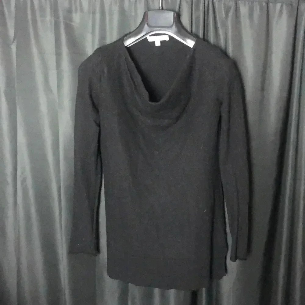 Black Adrianne Vittandi Sweater S‎
